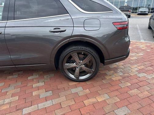 Makalu Gray 2024 Genesis GV70 3.5T Sport