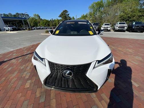 Ultra White 2023 Lexus UX 250h F SPORT Design