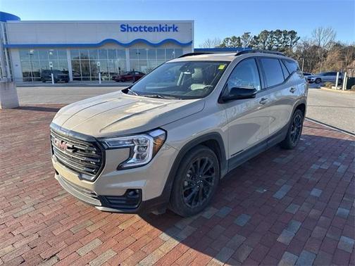 2023 GMC Terrain SLT