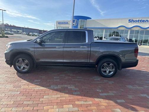 Modern Steel Metallic 2023 Honda Ridgeline RTL-E