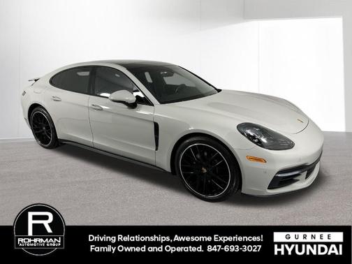 2019 Porsche Panamera 4