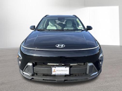 Abyss Black Pearl 2026 Hyundai KONA SEL Sport