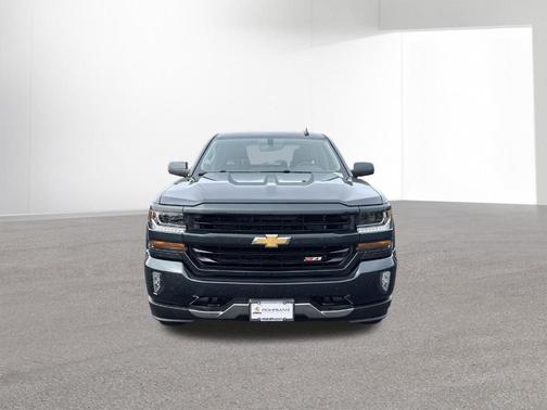 Graphite Metallic 2017 Chevrolet Silverado 1500 LT