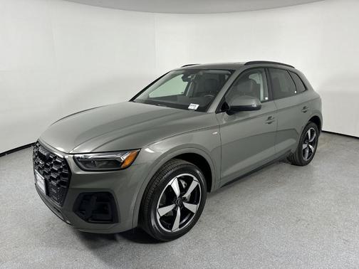 2023 Audi Q5 45 S line quattro Premium