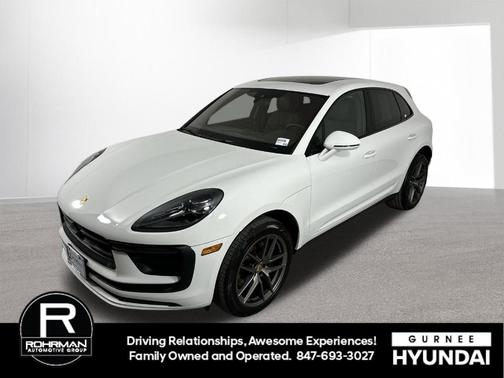 White 2023 Porsche Macan Base