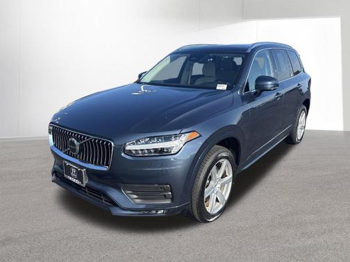 Denim Blue Metallic 2023 Volvo XC90 B5 Core