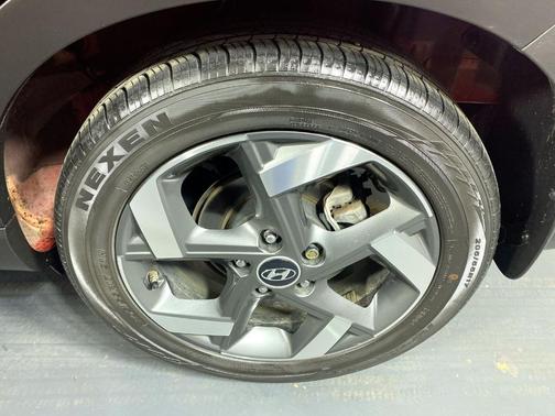 2022 Hyundai VENUE Limited