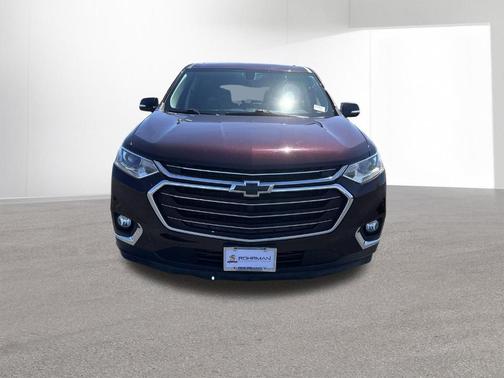 Black Currant Metallic 2018 Chevrolet Traverse LT Cloth