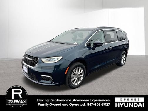 Fathom Blue Pearlcoat 2022 Chrysler Pacifica Touring-L
