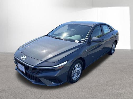 Gray 2026 Hyundai ELANTRA SE