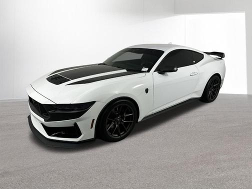 2024 Ford Mustang Dark Horse