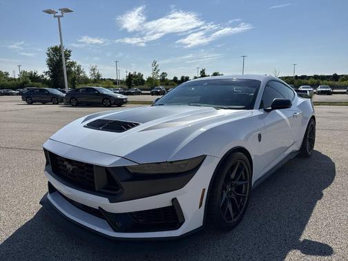 2024 Ford Mustang Dark Horse