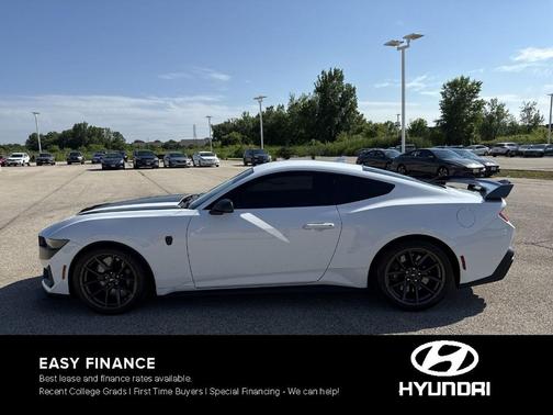2024 Ford Mustang Dark Horse