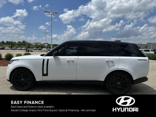 2023 Land Rover Range Rover P530 SE
