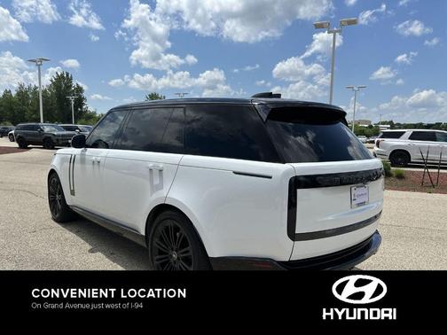 2023 Land Rover Range Rover P530 SE