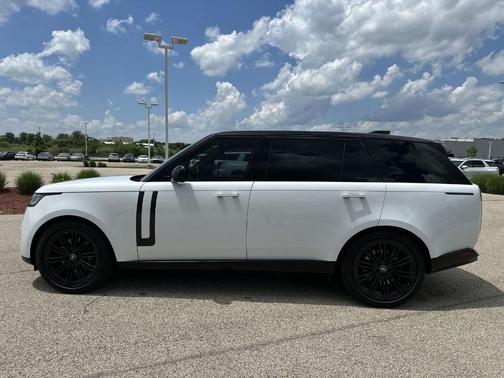2023 Land Rover Range Rover P530 SE