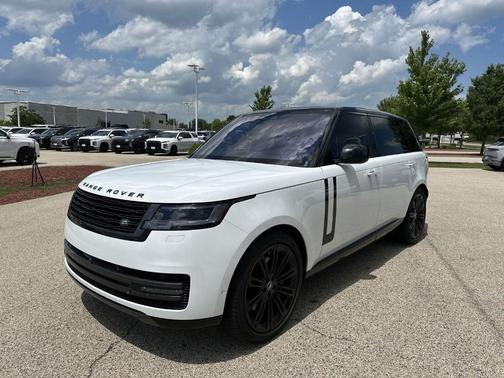 2023 Land Rover Range Rover P530 SE