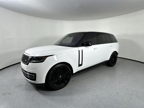 2023 Land Rover Range Rover P530 SE