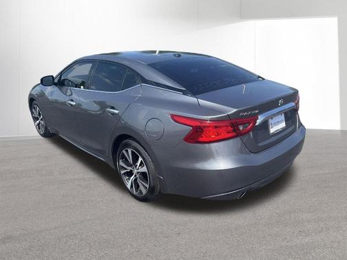 Gun Metallic 2016 Nissan Maxima 3.5 S