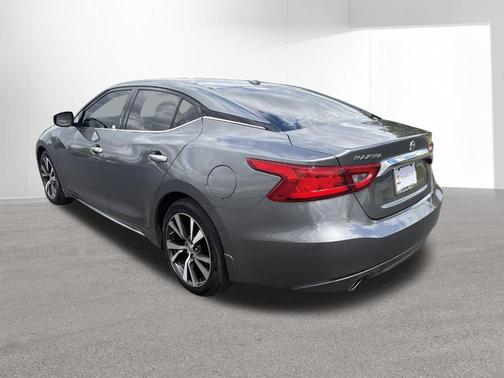 Gun Metallic 2016 Nissan Maxima 3.5 S