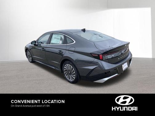 2025 Hyundai SONATA Hybrid SEL