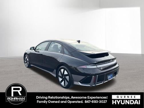 Onyx Black 2024 Hyundai IONIQ 6 SE