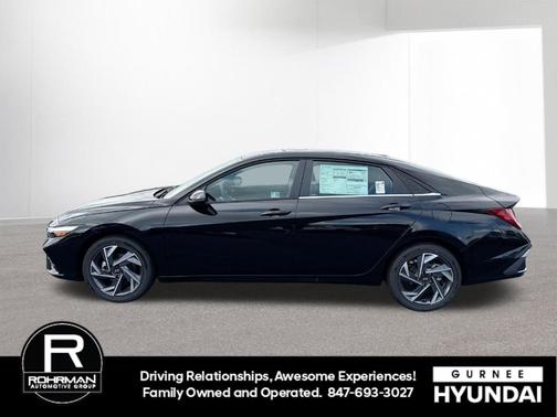 2025 Hyundai ELANTRA Limited