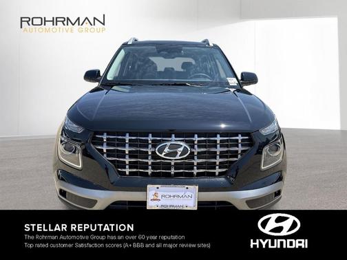 2025 Hyundai VENUE SEL