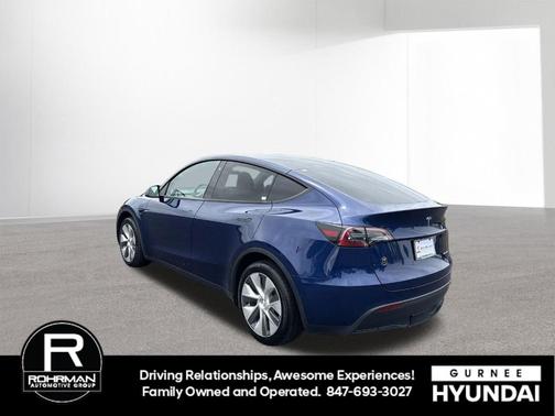 Deep Blue Metallic 2023 Tesla Model Y Long Range