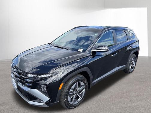 Phantom Black 2026 Hyundai TUCSON SEL Premium