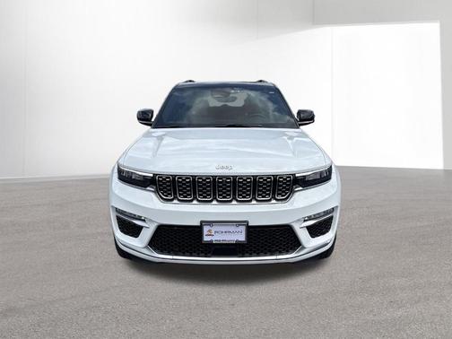 Bright White Clearcoat 2025 Jeep Grand Cherokee Summit
