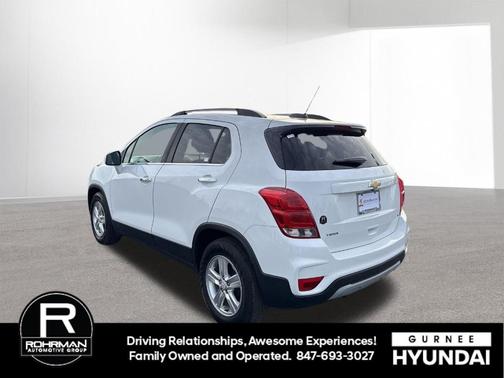 Summit White 2018 Chevrolet Trax LT