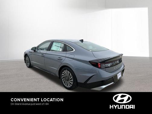 2025 Hyundai SONATA Hybrid SEL