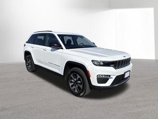 Bright White Clearcoat 2023 Jeep Grand Cherokee 4xe Base