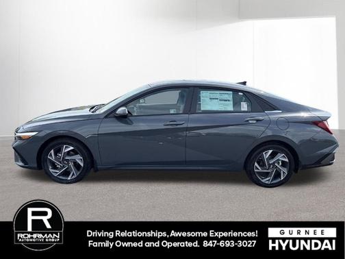 2025 Hyundai ELANTRA Limited