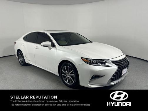 2017 Lexus ES 300h Base