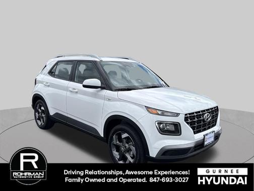 Lunar White 2026 Hyundai VENUE SEL
