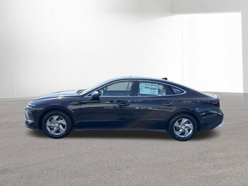 Carbon Blue 2026 Hyundai SONATA SE