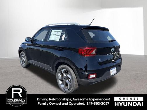 2025 Hyundai VENUE SEL