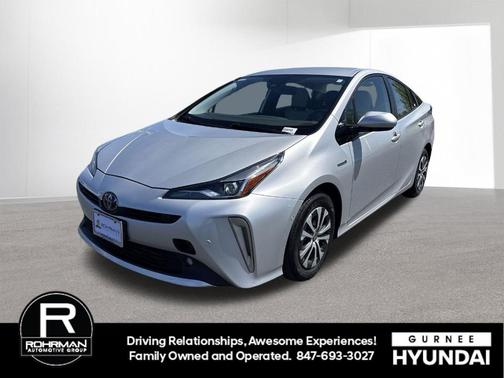 Classic Silver Metallic 2019 Toyota Prius XLE