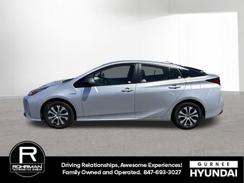 Classic Silver Metallic 2019 Toyota Prius XLE
