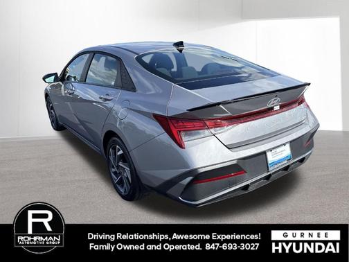 2025 Hyundai ELANTRA HEV SEL