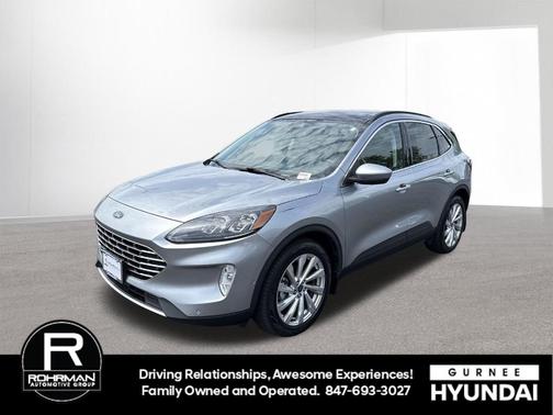 Silver Metallic 2022 Ford Escape Titanium Hybrid