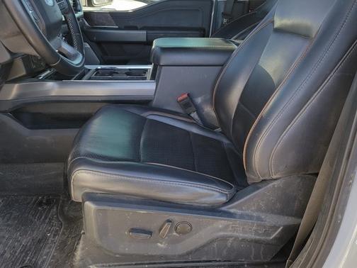 2025 Ford F-350 LARIAT SUPER DUTY