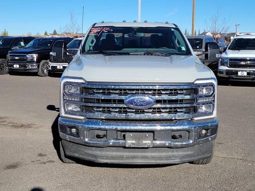 2025 Ford F-350 LARIAT SUPER DUTY