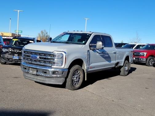 2025 Ford F-350 LARIAT SUPER DUTY