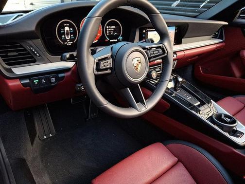 2026 Porsche 911 Carrera GTS