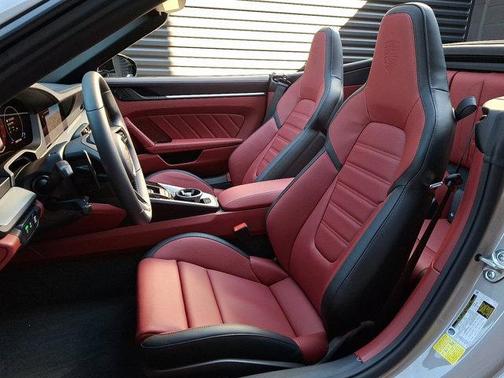 2026 Porsche 911 Carrera GTS