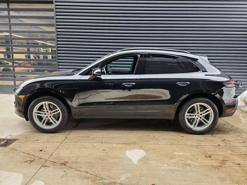 2025 Porsche Macan 