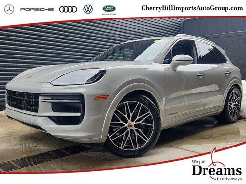 2025 Porsche Cayenne Base